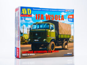 Грузовик IFA W50LA 4×4 бортовой с тентом (AVD Models)-фото1
