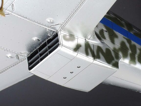 Японский истребитель Kawasaki ki-61-id hien (tony) Silver Plated (1:48)-фото9