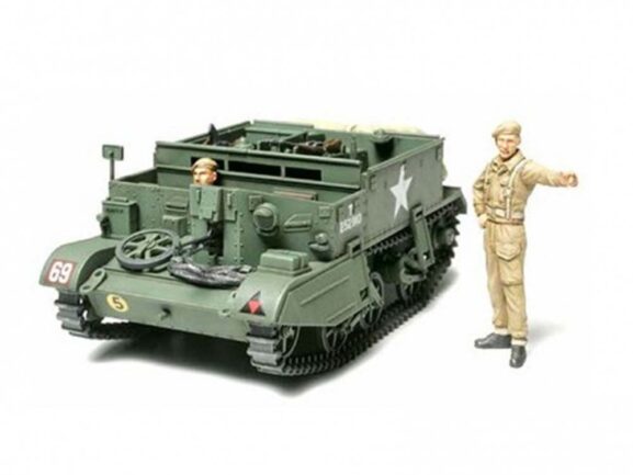 Британский универсальный транспортер Universal Carrier Mk.II с 2 фигурами-фото2