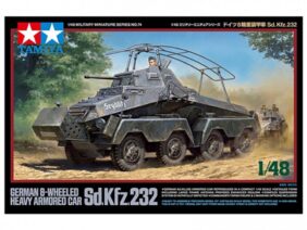 Немецкий восьмиколесный БТР Sd.Kfz.232 с 1 фигурой-фото1