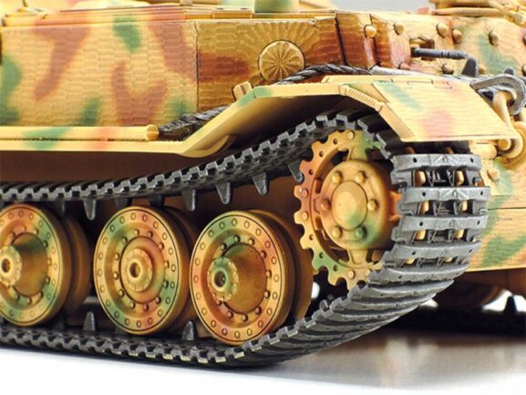 Немецкий истребитель танков САУ Sd.Kfz.184 Elefant (Элефант) (1:48)-фото4