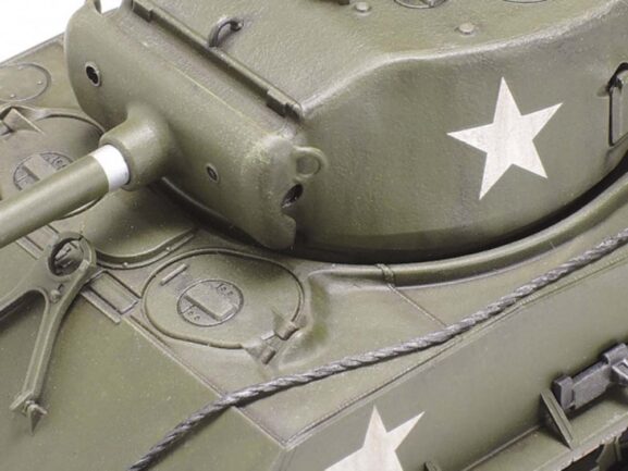 Американский средний танк M4A3E8 Sherman (Шерман) Easy Eight (1:48)-фото4