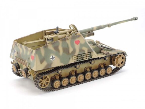 Немецкий тяжелый истребитель танков САУ Sd.Kfz.164 Nashorn (Насхорн)-фото3