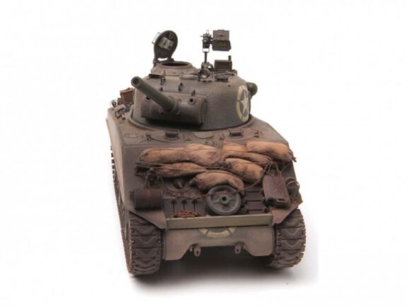 Американский средний танк M4A3 Sherman (Шерман) с 105мм пушкой-фото4