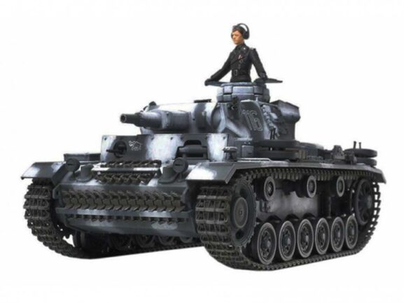 Немецкий средний танк Pz.Kpfw.III Ausf.N (T-III) с 1 фигурой-фото2