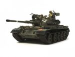 Израильский средний танк Ti-67 (Tiran 5) на базе Т-55 с двумя фигурами-фото2