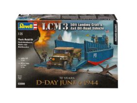 Десантный катер LCM 3 50-фт с легким армейским внедорожником-фото1