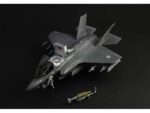 Истребитель-бомбардировщик Lockheed Martin F-35B Lightning II (1:48)-фото4
