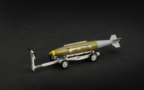Истребитель-бомбардировщик Lockheed Martin F-35B Lightning II (1:48)-фото14