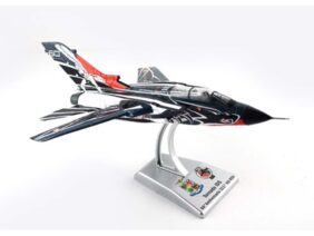 Истребитель Tornado IDS 311 GV RSV 60 Anniv (1:100)-фото1