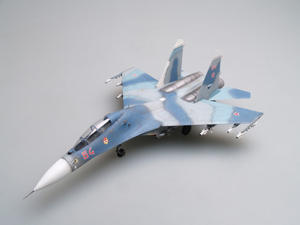 Российский учебно-боевой самолет Су-27УБ (Trumpeter)-фото2