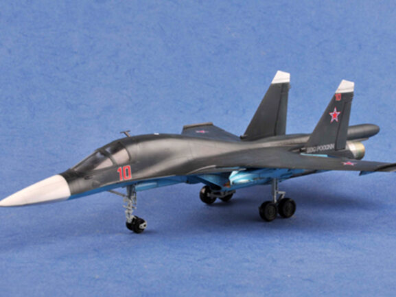 Многофункциональный истребитель-бомбардировщик Су-34-фото10