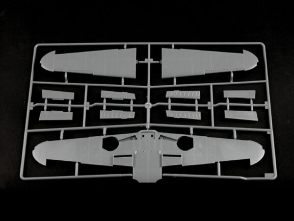 Немецкий истребитель Messerschmitt (Мессершмитт) Bf-109 G2-фото3