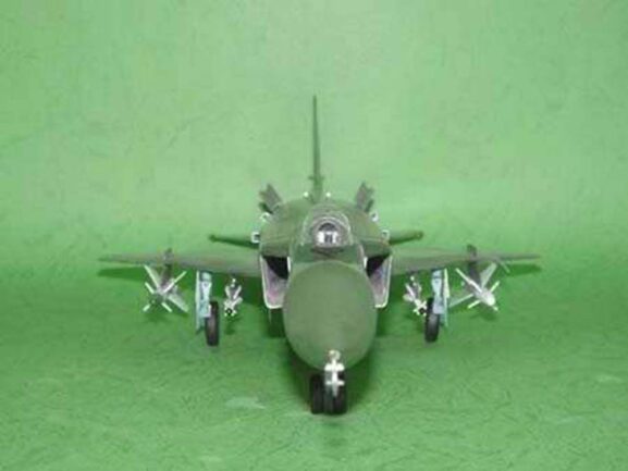 Советский истребитель-перехватчик Су-15УМ (Flagon-G) (1:48)-фото4