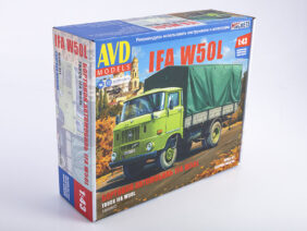 Грузовик IFA W50L бортовой с тентом (AVD Models)-фото1