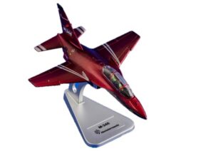 Учебно-тренировочный самолет Alenia Aermacchi M-346 Livrea Rossa-фото1