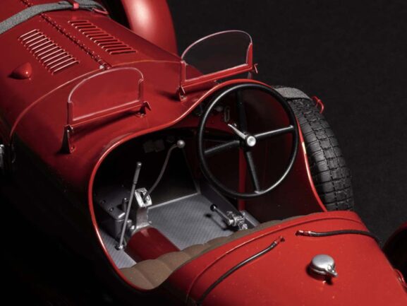 Автомобиль Alfa Romeo 8C 2300 Roadster-фото8
