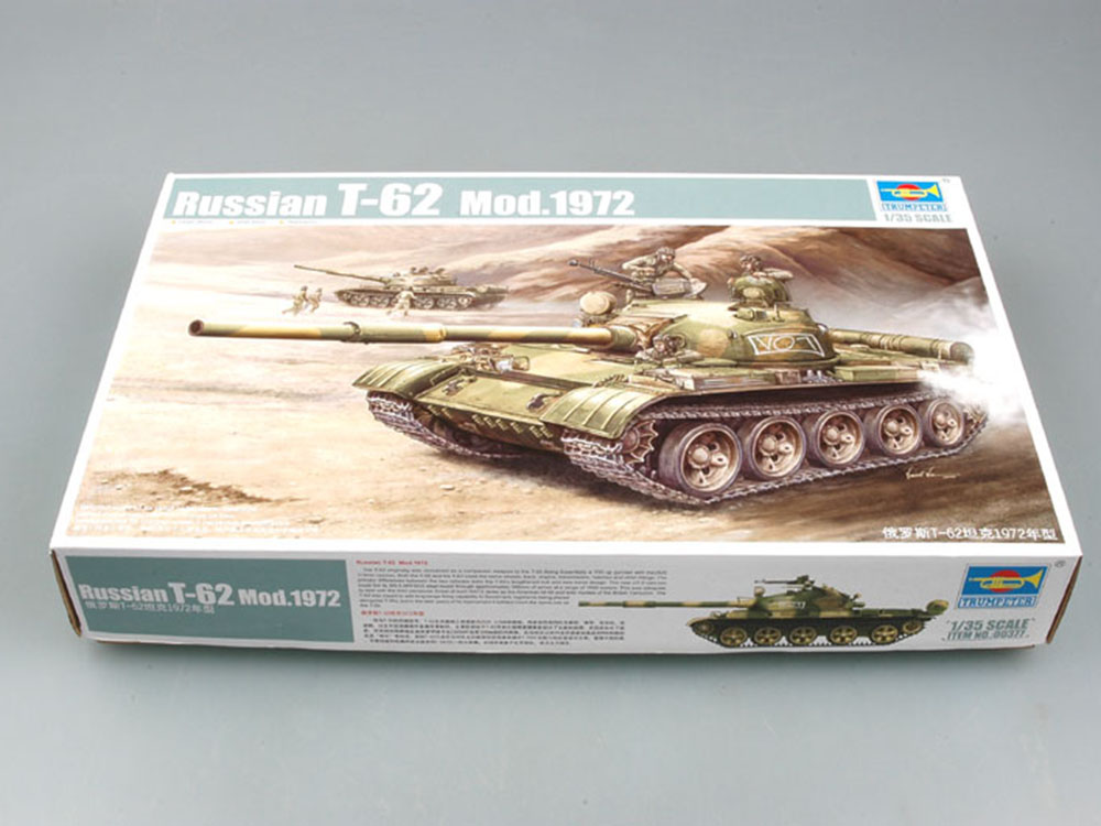 Купить сборную модель танка Т-62 (обр. 1972), масштаб 1:35 (Trumpeter)-фото1 Советский средний танк Т-62 (обр. 1972)-фото1