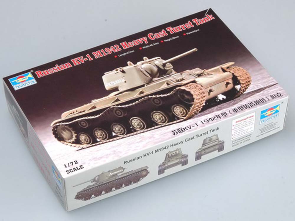 Советский тяжелый танк КВ-1 обр. 1942 г. с тяжелой башней-фото1