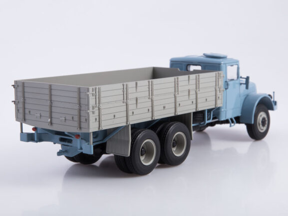 Грузовик Tatra-111R бортовой-фото2