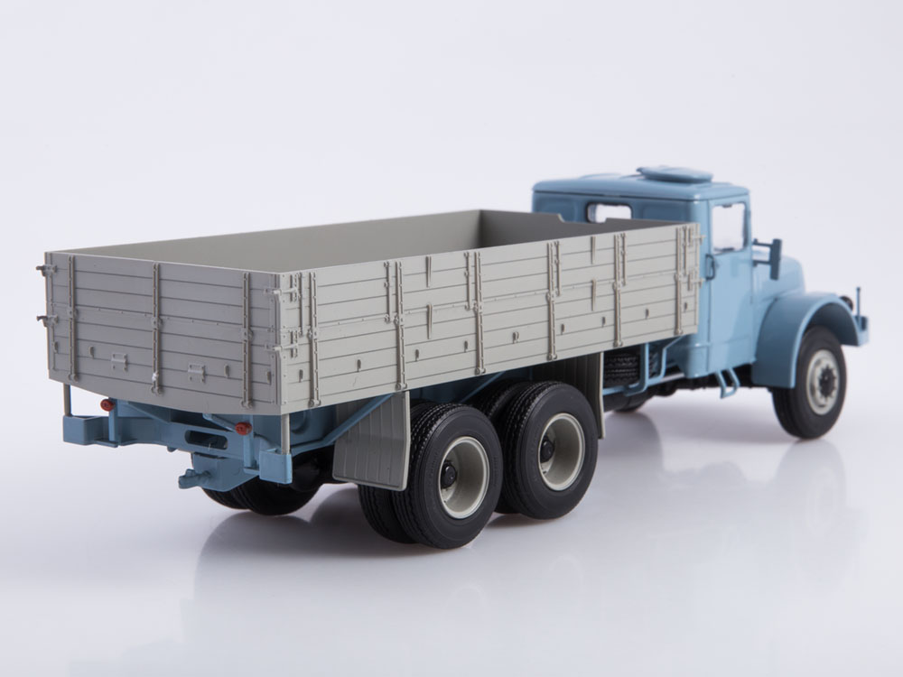 Грузовик Tatra-111R бортовой-фото2