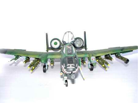 Американский штурмовик Fairchild-Republic A-10A Thunderbolt 2-фото3