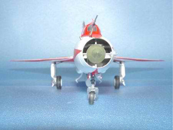 Китайский истребитель Chengdu F-7EB-фото4