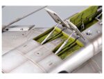 Американский истребитель North American F-100D Super Sabre (1:32)-фото15
