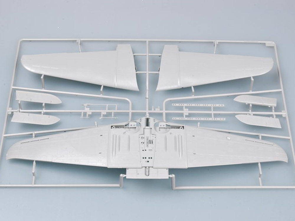 Американский палубный пикирующий бомбардировщик Douglas SBD-3 Dauntless Midway-фото2