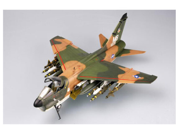 Американский штурмовик LTV A-7D Corsair II-фото26