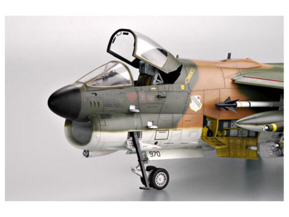 Американский штурмовик LTV A-7D Corsair II-фото27