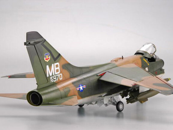 Американский штурмовик LTV A-7D Corsair II-фото30