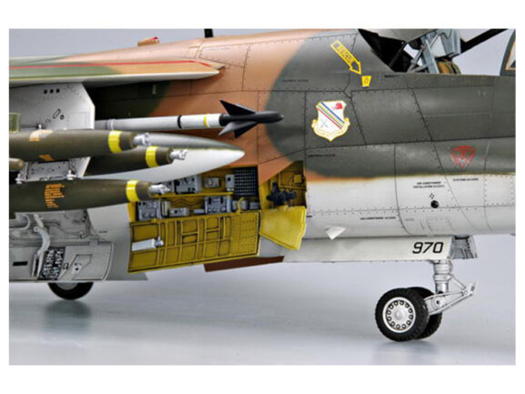 Американский штурмовик LTV A-7D Corsair II-фото29