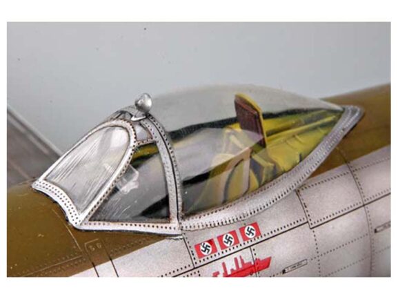 Американский истребитель P-47D Thunderbolt Bubbletop (1:32)-фото15