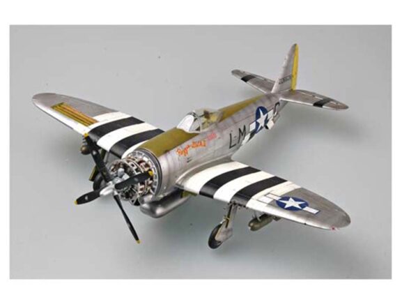 Американский истребитель P-47D Thunderbolt Dorsal Fin-фото12