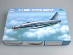 Американский истребитель North American F-100D Super Sabre (1:48)-фото1