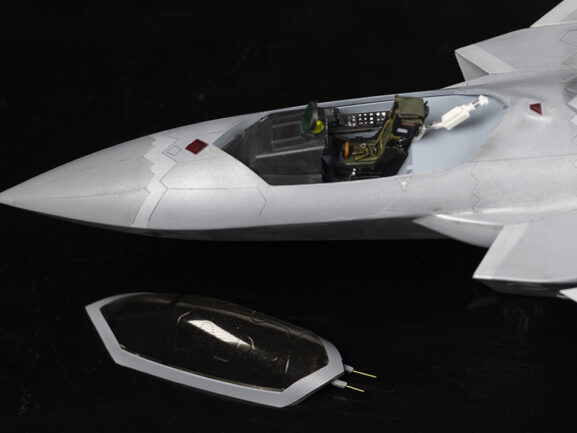 Китайский истребитель Chengdu J-20 (Mighty Dragon Beast Mode Beast Mode)-фото15