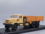 Грузовик КРАЗ-257Б1 бортовой (бежевый/оранжевый)-фото13