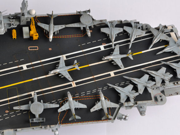 Американский авианосец USS Kitty Hawk CV-63 (Китти Хок) (Trumpeter)-фото23