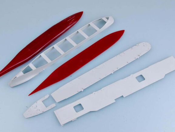 Американский авианосец USS Ticonderoga CV-14 (Тикондерога) (1:700)-фото5