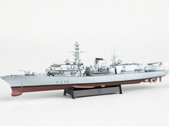 Британский фрегат HMS Monmouth F235 (Монмут) (1:700)-фото15