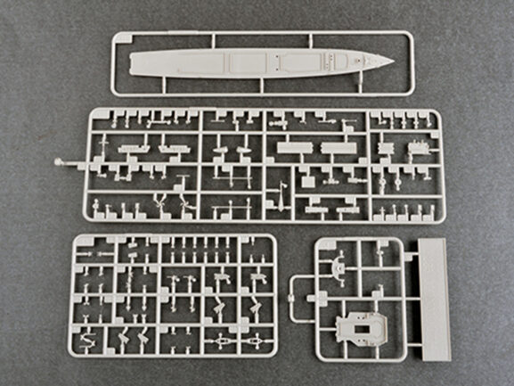 Британский фрегат HMS Monmouth F235 (Монмут) (1:700)-фото6