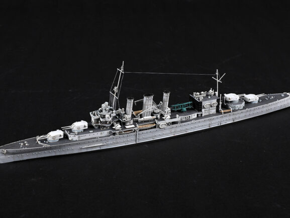 Британский тяжелый крейсер HMS Cornwall (Корнуолл)-фото8