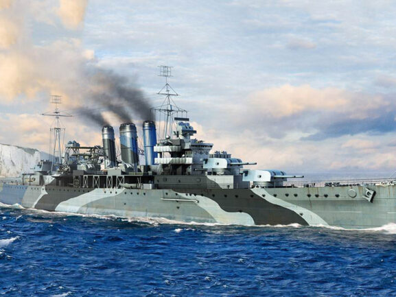 Британский тяжелый крейсер HMS Kent (Кент) (1:700)-фото2