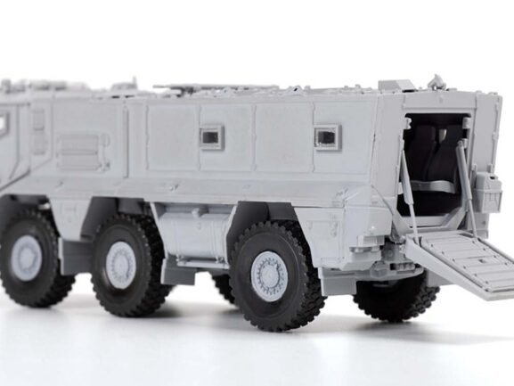Российский бронеавтомобиль Тайфун-К (КамАЗ-63968) (1:72)-фото6