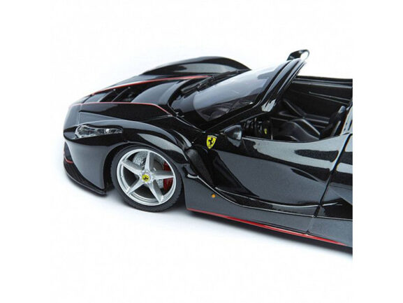 Автомобиль Ferrari Laferrari Aperta black-фото7
