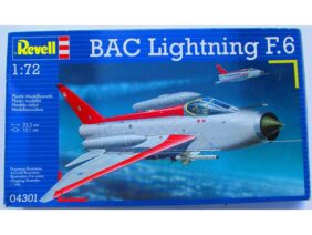 Британский истребитель-перехватчик BAC Lightning F.6 (Revell)-фото1