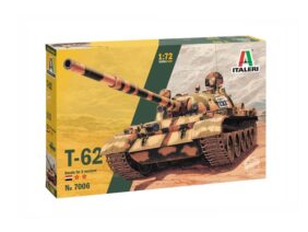 Советский средний танк Т-62 1945 (Italeri)-фото1