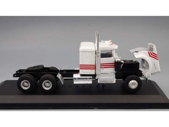 Седельный тягач Kenworth W900-фото3