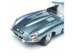 Автомобиль Jaguar E-Type Coupe Silver-фото6